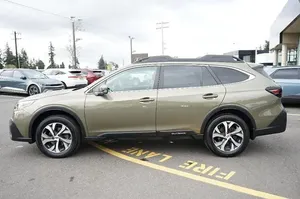 UTILISÉ LHD/RHD 2022 S U B A R U OUTBACK LIMITED - Product Image 2