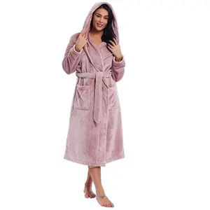 Vente en gros Nouvel Arrivage Personnalisé Style Décontracté Luxe 2023 Kimono Vêtements de Nuit Peignoir pour Hommes Femmes Robes et Costumes de Nuit