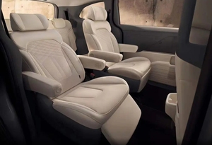 MEILLEURE OFFRE VÉHICULE D'OCCASION 2024 Hyundai Custo Luxe PHEV 2022 Essence/Électrique Monospace SUV - Product Image 4