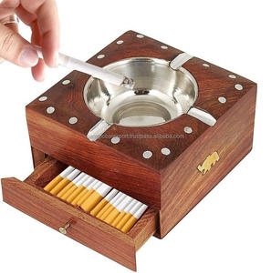 Cenicero de Madera Maciza Pulida Estilo Antiguo Personalizado con Cuatro Ranuras y Tallado para Decoración del Hogar - Product Image 5