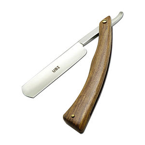 Navaja de Afeitar Recta Clásica UBI con Mango de Madera y Hoja de Acero con Alto Contenido de Carbono para Uso Profesional - Product Image 3