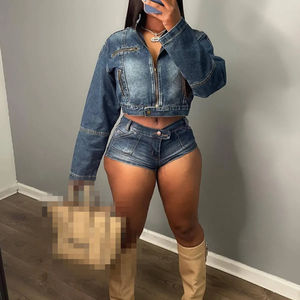 ชุดเซ็ตแฟชั่นสตรีทแวร์ลายพิมพ์ฤดูหนาวสำหรับผู้ชาย เสื้อแจ็คเก็ตยีนส์ กางเกงขาสั้น ชุดสองชิ้น เสื้อ กางเกง - Product Image 5