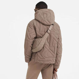 Chaqueta de Invierno Acolchada Personalizada al por Mayor |   Abrigo Acolchado Grueso y Cálido |   Proveedor de Ropa Exterior Impermeable y Aislante - Product Image 4