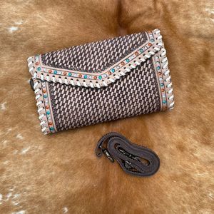 Sculpture usiné à la main portefeuille pochette coque de téléphone élégant multi-usages cuir occidental nouveauté portefeuille pour les multi-usages des femmes - Product Image 4