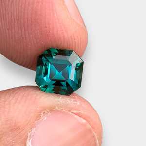 Tourmaline bleu turquoise naturelle de qualité supérieure, taille Asscher, 2,18 carats, clarté LoupeClean, 6,8x6,8x6,0 mm, provenance Afghanistan - Product Image 5