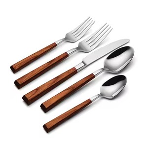 Ensemble de couverts en acier inoxydable avec poignée en bois, style luxueux, cadeau de vaisselle - Product Image 2
