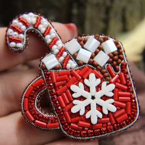 Broches con Cuentas, Broche de Diseñador Hecho a Mano. Accesorios de Alta Calidad. Broche de Diseño Único. Color Personalizado. Tradicional/Moderno - Product Image 1
