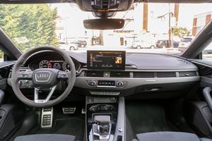 RS5 Sportback 2023 ~5,500 Millas, Motor V6 Twin-Turbo de 444 hp, Paquete de Competición - Product Image 4