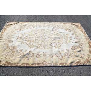 พรมขนแกะสไตล์ตุรกีลายดอกไม้สีเบจสีน้ำตาลขนาด5.3x8.8ฟุตแบบปะต่อสี่เหลี่ยมสำหรับติดห้องนั่งเล่น - Product Image 3