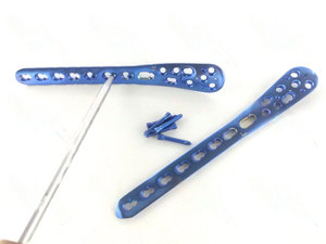 Verrouillage du Tibia distal médial 3.5mm L + R avec vis Lot 155 Pcs - Product Image 3