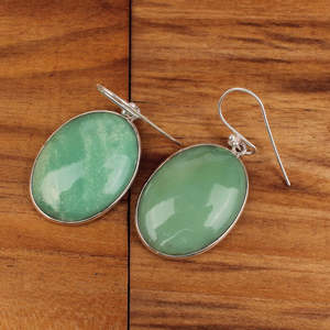 Pendientes de aro finos de Plata de Ley 925 al por mayor, piedras preciosas de crisoprasa verde, forma ovalada - Product Image 1