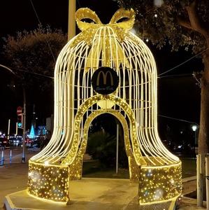 Arco de Luces LED Impermeable para Exteriores IP65, con Diseño de Campana Grande y Patrón de Estrellas, para Decoración de Jardines y Entradas Comerciales - Product Image 2