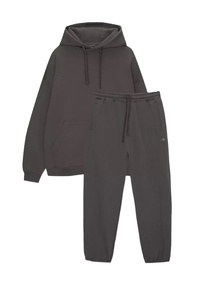 Ensemble de survêtement simple en polaire pour homme, coupe oversize et ample, avec sweat à capuche et pantalon de survêtement à taille élastique et bas ouvert - Product Image 5