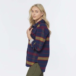 Tallas grandes para mujer Crosshaul Overshirt-Cálido y duradero, ideal para capas sobre trajes casuales o ropa de trabajo en climas fríos - Product Image 2