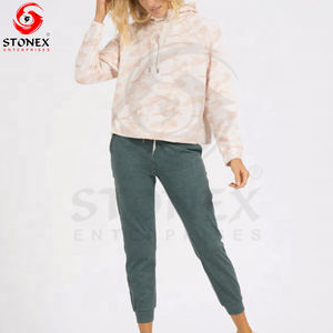 Wholesale Custom Heavyweight Cotton <b>Zip</b>-<b>up</b> <b>Hoodie</b> for Women French Terry Plain with Front Logo for Winter - Product Image 2