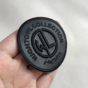 Parche de cuero personalizado con prensa de calor de hojaldre 3D, parches bordados personalizados, insignias de hierro 2D 3D, parche bordado de PVC con gancho y bucle - Product Image 2