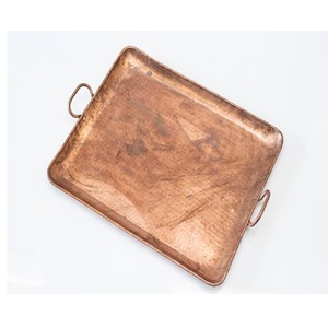 Bandeja para servir alimentos de latón martillado con asa, bandeja para servir té y café de forma y tamaño personalizados para los más vendidos - Product Image 3