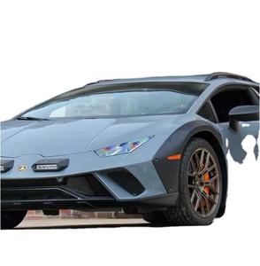 Voiture de sport de luxe d'occasion 2024, coupé haute performance, turbo, transmission intégrale, moteur V10 5.2L, automatique, inspectée, avec toit ouvrant panoramique - Product Image 1