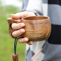 Tasse Kuksa en bois durable faite à la main, écologique, légère, design personnalisé, mug de camping sculpté moderne pour équipement de survie, nature