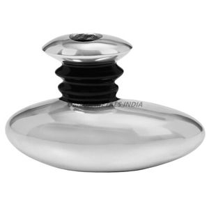 Ensemble de vases en métal de haute qualité de couleur noire mate avec une forme de bouteille contemporaine et un design minimaliste pour une décoration intérieure élégante - Product Image 2