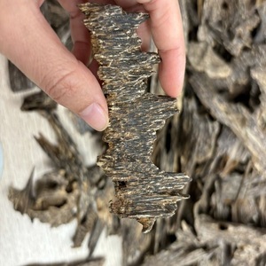 Elegancia en cada chip: Oud de madera de agar pura 100% natural - Product Image 4