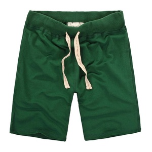 Pantalones Cortos Modernos para Hombre, Diseñados para un Movimiento Fácil, con Diseño Equilibrado y Apariencia Casual Urbana - Product Image 1