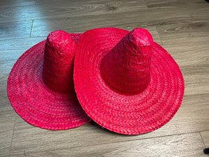 Chapeaux de paille mexicains colorés en vrac avec bords larges, idéaux pour les fêtes, les cadeaux ou les décorations d'Halloween - Product Image 5