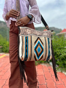 Nouvelle arrivée sacs à main usinés à la main à franges couverture de selle aztèque sacs à bandoulière conception unique de bohème sacs élégants et vintage pour femmes - Product Image 3