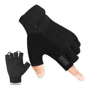 Guantes de entrenamiento de microfibra de medio dedo personalizados negros para mujeres y hombres gimnasio cuero acolchado Fitness guantes de entrenamiento de levantamiento de pesas - Product Image 1