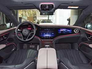 รถยนต์ไฟฟ้าพลังงานใหม่ Mercedes-Benz EQ-S Luxury 5 ประตู 5 ที่นั่ง ปี 2025 มือสอง ระยะทางวิ่ง 201-300 กม. แบตเตอรี่ 50-70 กิโลวัตต์ชั่วโมง พร้อมขาย - Product Image 3