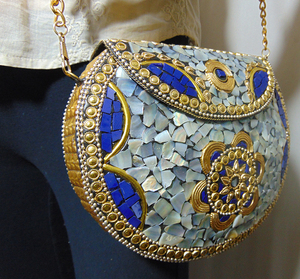 Pochette de soirée bohème vintage avec chaîne décorée de perles, de luxe pour femmes - Product Image 5