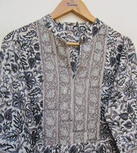 100% coton fait à la main Western Floral Pattern Design imprimé Maxi robe avec taille personnalisée robes décontractées pour les femmes portant des utilisations - Product Image 5