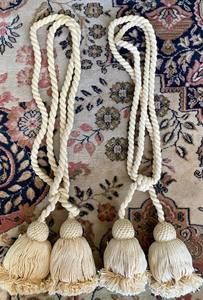 Two large <b>vintage</b> <b>curtain</b> tassel tiebacks in creme beige cotton - Product Image 2