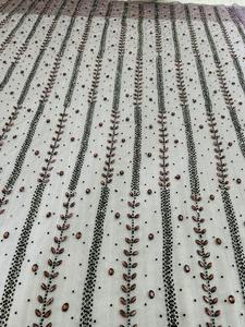 Tissu perlé de luxe de haute qualité avec Zircon fait à la main 100% Polyester meilleur prix exportation du fournisseur indien pour la fabrication de vêtements - Product Image 4