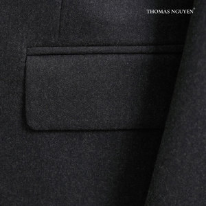 Traje de Boda Negro de Lujo a Medida para Hombre, Estilo Carta de Amor |   Colección Lovey Dovey |   Hecho en Vietnam - Product Image 4