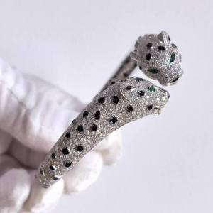 Anillo Elegante de Plata de Ley 925 con Patrón de Letras, Bañado en Oro Blanco, para Morganita Certificada con Engaste Pavé y Cabeza de Leopardo - Product Image 6