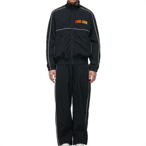 Chándal Deportivo Personalizado con Logotipo OEM/ODM para Hombre, Cortavientos de Color Sólido con Bolsillos, Ligero, 100% Nailon - Product Image 4