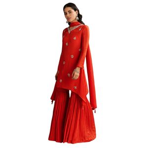 Orange Chinon asymétrique coupe Kurta Sharara avec Dupatta élégant femmes ethnique tenue de fête tenue de fête pour les occasions - Product Image 2