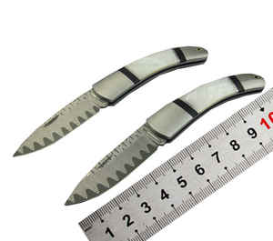 Couteau pliant gravable à manche en bois personnalisable Messer Damas Steel EDC Outdoor Camping Couteaux de poche en vrac - Product Image 3