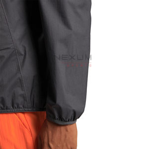 Chaqueta de chándal cortavientos impermeable personalizada con muestra de fabricación, chaqueta cortavientos de chándal Softshell con cremallera completa de alta calidad para hombre - Product Image 2