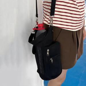 กระเป๋าใส่ขวดกีฬาสั่งแบบระเหิดมาใหม่กระเป๋าใส่ขวดแบบใช้โลโก้ได้ตามต้องการ - Product Image 4