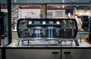 Machine à café expresso de qualité supérieure et machine à café, design expresso américain, livraison mondiale, meilleur prix - Product Image 3