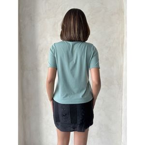 เสื้อยืดสีเขียวมิ้นท์สำหรับผู้หญิงจาก Topshow ตกแต่งด้วยหินและโซ่ ผลิตจากผ้าฝ้ายผสมโพลีเอสเตอร์ แขนสั้น สไตล์ลำลอง - Product Image 4