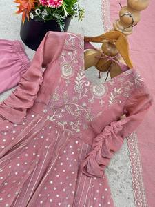 Nouvelle robe de soirée en georgette avec broderie lourde et sequins, ensemble avec dupatta pour femmes, robe Bollywood en gros - Product Image 6