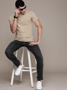 เสื้อยืดผ้าฝ้ายคุณภาพสูงสำหรับผู้ชายสไตล์ร้านขายยากราฟิกฮิปฮอปในเมืองดีไซน์ถนนแบบกำหนดเองใส่ได้ทั้งชายและหญิง - Product Image 6