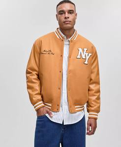 เสื้อแจ็กเก็ตเบสบอลสำหรับผู้ชายเสื้อแจ็กเก็ตหนังขนแกะปักลาย - Product Image 1