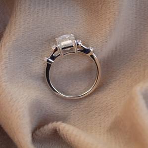 Bague pour femme en argent sterling 925 fait à la main avec émeraude Moissanite, ensemble de broches blanches, cadeau de déclaration pour la mariée - Product Image 2