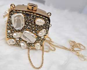 Fashionable Luxury Metallic Clutch For Women Crafted For Elegant Evening Events Designer Inspired Purse With Chain Strap - Product Image 4