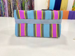 Bolsas de playa recicladas de telar manual ecológicas, estuches cosméticos a rayas tejidos de plástico de estilo moderno, bolsa de nuevo estilo con cremallera reutilizable - Product Image 4