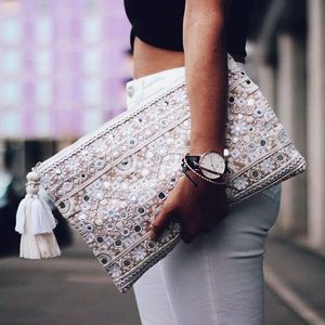 POST BORDADO BOLSAS ÚNICAS MEJOR Estilo bohemio Bordado Trabajo Mano Embrague Monederos Bolsos Diseño elegante Forro al por mayor - Product Image 4